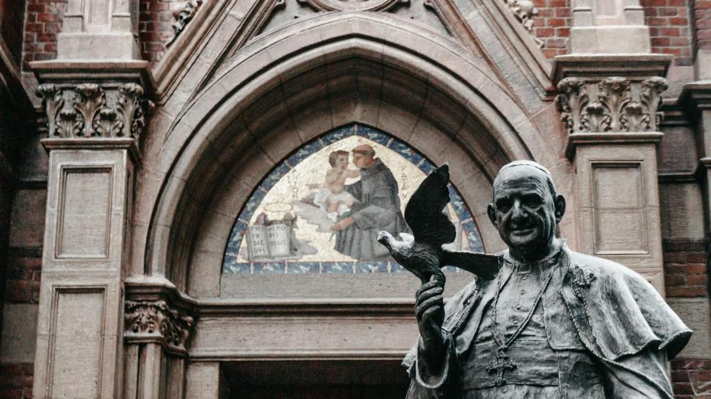 Is the Catholic Church Embracing&nbsp;Nonviolence?